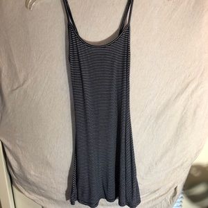 Brandy Melville Navy and White flow dress